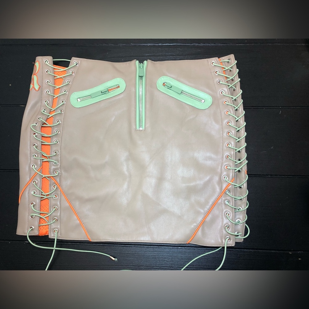 NWOT. Menace Lace Up Skirt Moto Grunge Streetwear Club Woman S Beige Green Goth